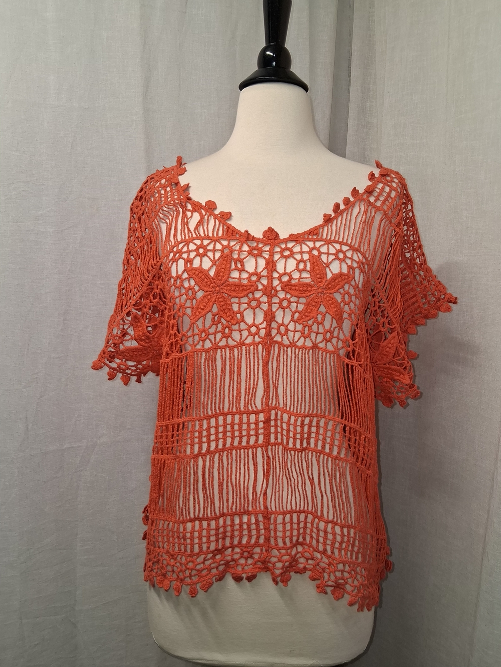 bobeau Orange Crochet Floral Short-Sleeve Top